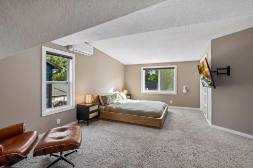 3233 Edgewood Avenue S, Saint Louis Park, MN 55426