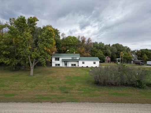 35566 720th Avenue, Morton, MN 56270