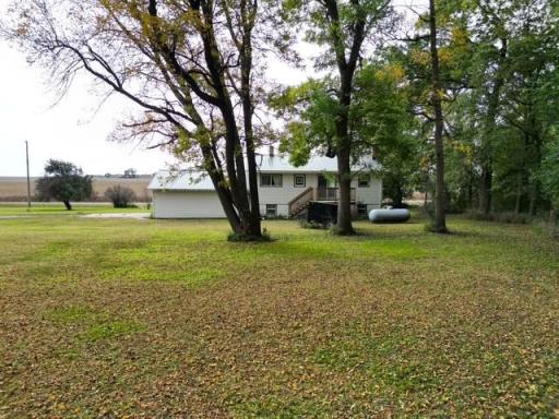35566 720th Avenue, Morton, MN 56270