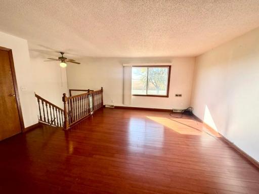35566 720th Avenue, Morton, MN 56270