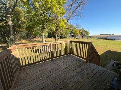 35566 720th Avenue, Morton, MN 56270