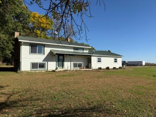 35566 720th Avenue, Morton, MN 56270