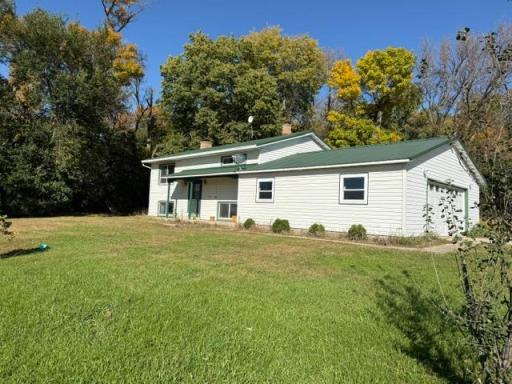 35566 720th Avenue, Morton, MN 56270