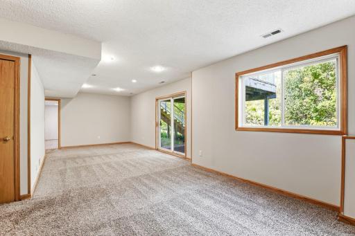 7024 W 144th Street, Savage, MN 55378