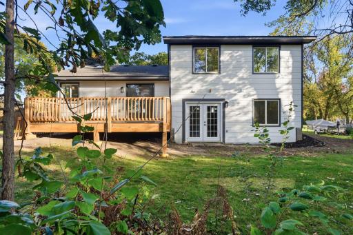 6-web-or-mls-1862 Fox Run-6.jpg