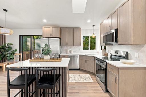 22-web-or-mls-1862 Fox Run-22.jpg