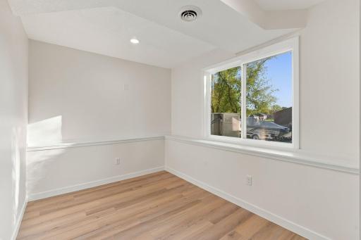 38-web-or-mls-1862 Fox Run-38.jpg