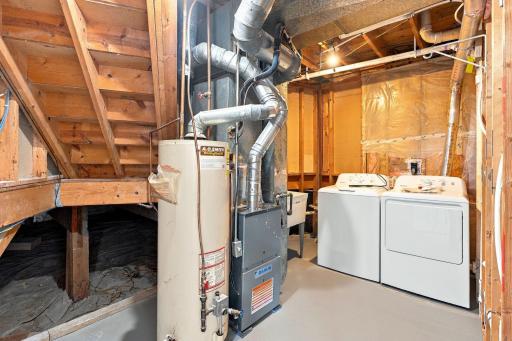 42-web-or-mls-1862 Fox Run-42.jpg