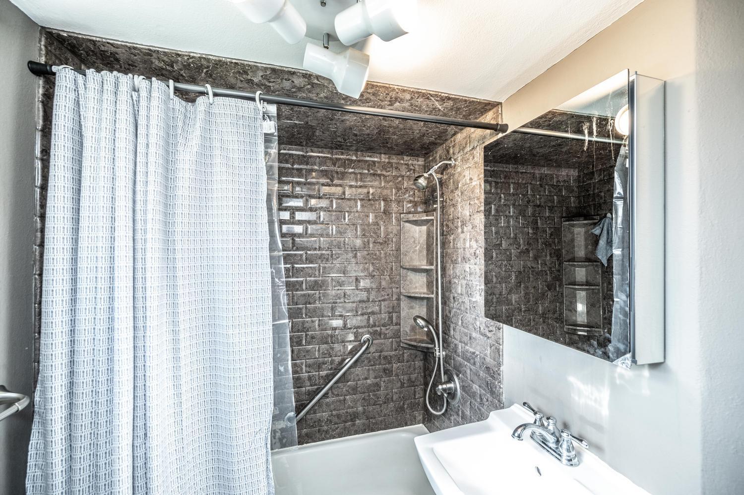 019-010-Bathroom Lower Unit-1500x999.jpg