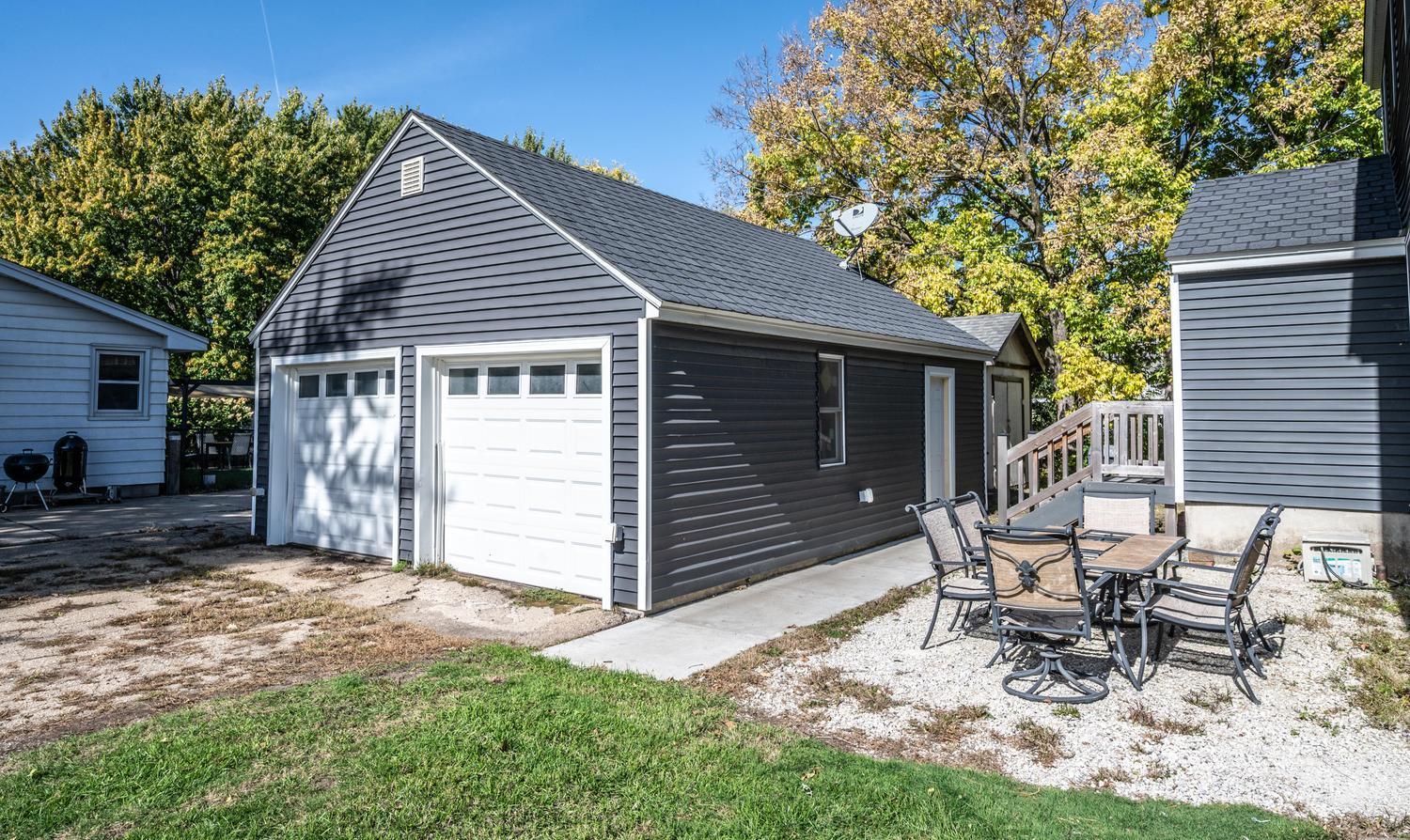 004-019-Garage-1500x894.jpg