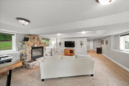 9910 Credit River Boulevard, Prior Lake, MN 55372