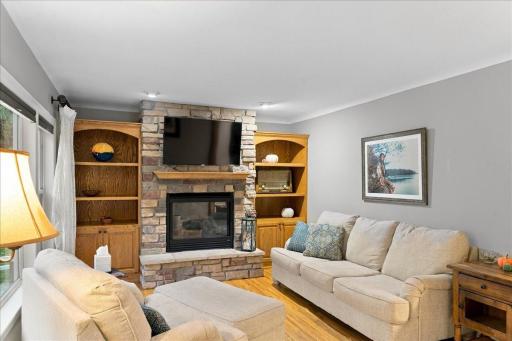 9910 Credit River Boulevard, Prior Lake, MN 55372