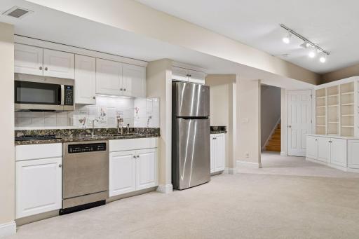 406 River St, Minneapolis, MN 55401
