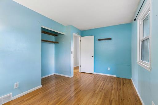 1913 Independence Avenue N, Golden Valley, MN 55427