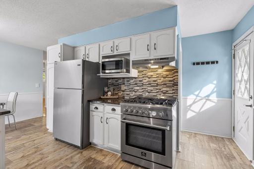 1913 Independence Avenue N, Golden Valley, MN 55427