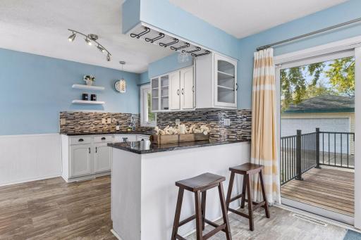 1913 Independence Avenue N, Golden Valley, MN 55427