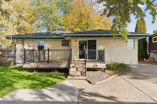 1913 Independence Avenue N, Golden Valley, MN 55427
