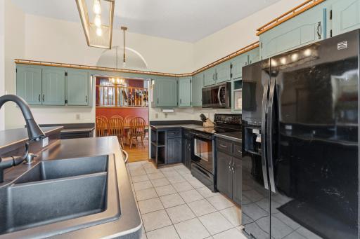 3981 324th Avenue NE, Cambridge, MN 55008