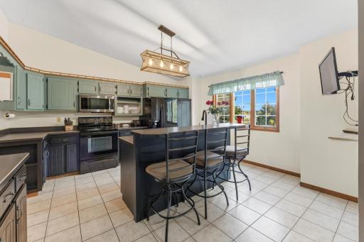 3981 324th Avenue NE, Cambridge, MN 55008