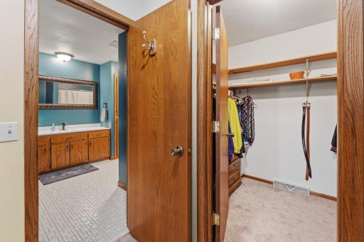 3981 324th Avenue NE, Cambridge, MN 55008