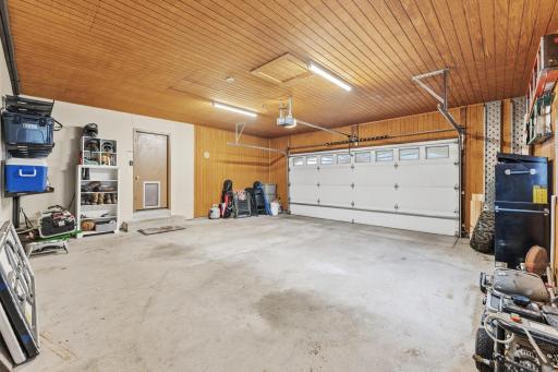3981 324th Avenue NE, Cambridge, MN 55008