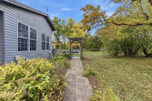 3981 324th Avenue NE, Cambridge, MN 55008