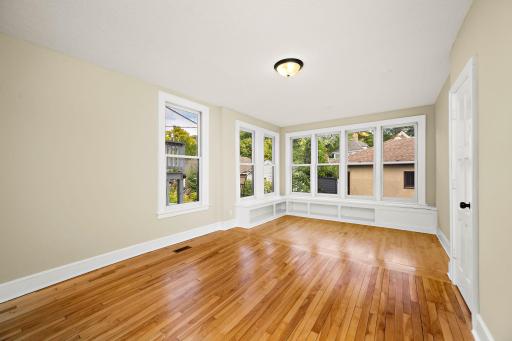 2731 Fremont Avenue S, Minneapolis, MN 55408