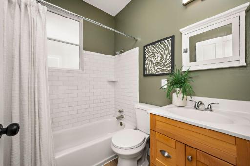 2731 Fremont Avenue S, Minneapolis, MN 55408