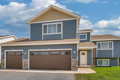 250 29th Avenue SE, Saint Cloud, MN 56304