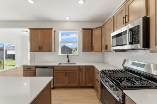 6396 Jarvis Avenue, Cottage Grove, MN 55016