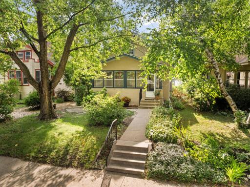 2410 35th Avenue S, Minneapolis, MN 55406