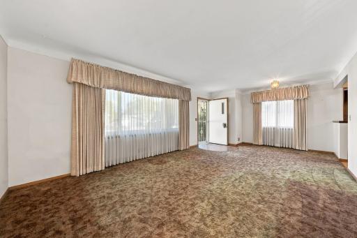 6131 Lee Avenue N, Brooklyn Center, MN 55429