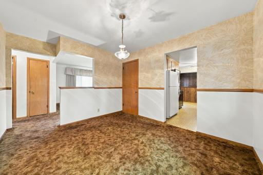 6131 Lee Avenue N, Brooklyn Center, MN 55429
