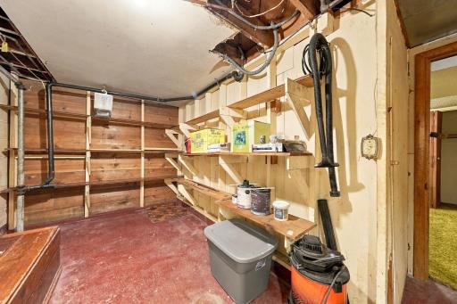 6131 Lee Avenue N, Brooklyn Center, MN 55429
