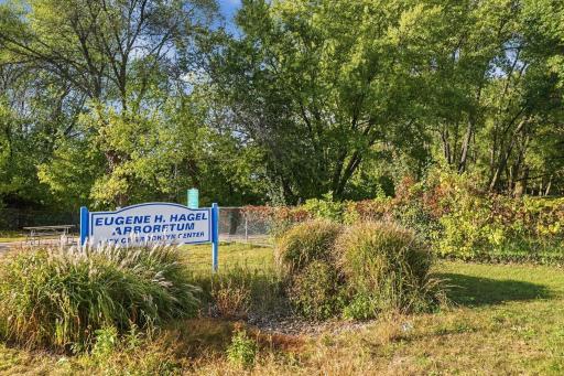6131 Lee Avenue N, Brooklyn Center, MN 55429