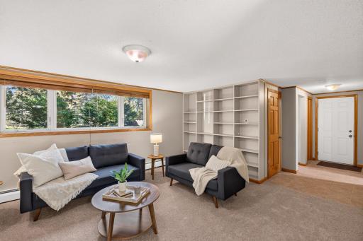 11213 River Hills Drive, Burnsville, MN 55337