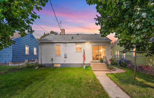 1340 3rd Street E, Saint Paul, MN 55106
