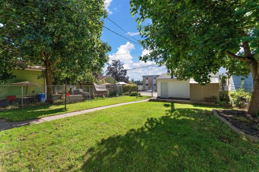 1340 3rd Street E, Saint Paul, MN 55106