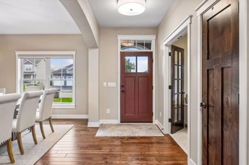 2444 Woods Drive, Victoria, MN 55386