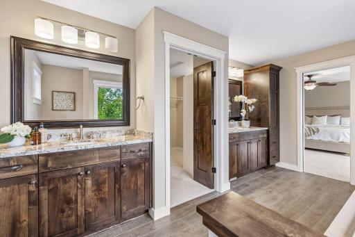 2444 Woods Drive, Victoria, MN 55386