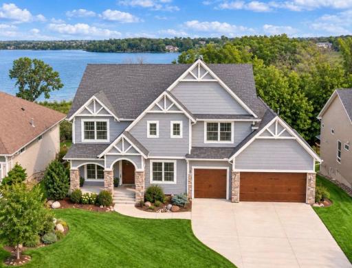 2444 Woods Drive, Victoria, MN 55386