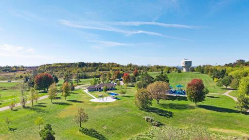 Parks, Shopping, Walking Trails and Easy commute to TC metro