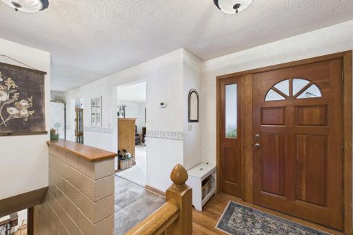 280 Yoho Drive, Anoka, MN 55303