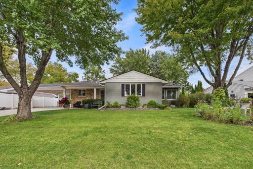 280 Yoho Drive, Anoka, MN 55303