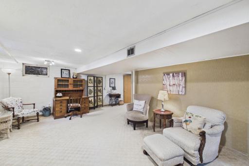 280 Yoho Drive, Anoka, MN 55303