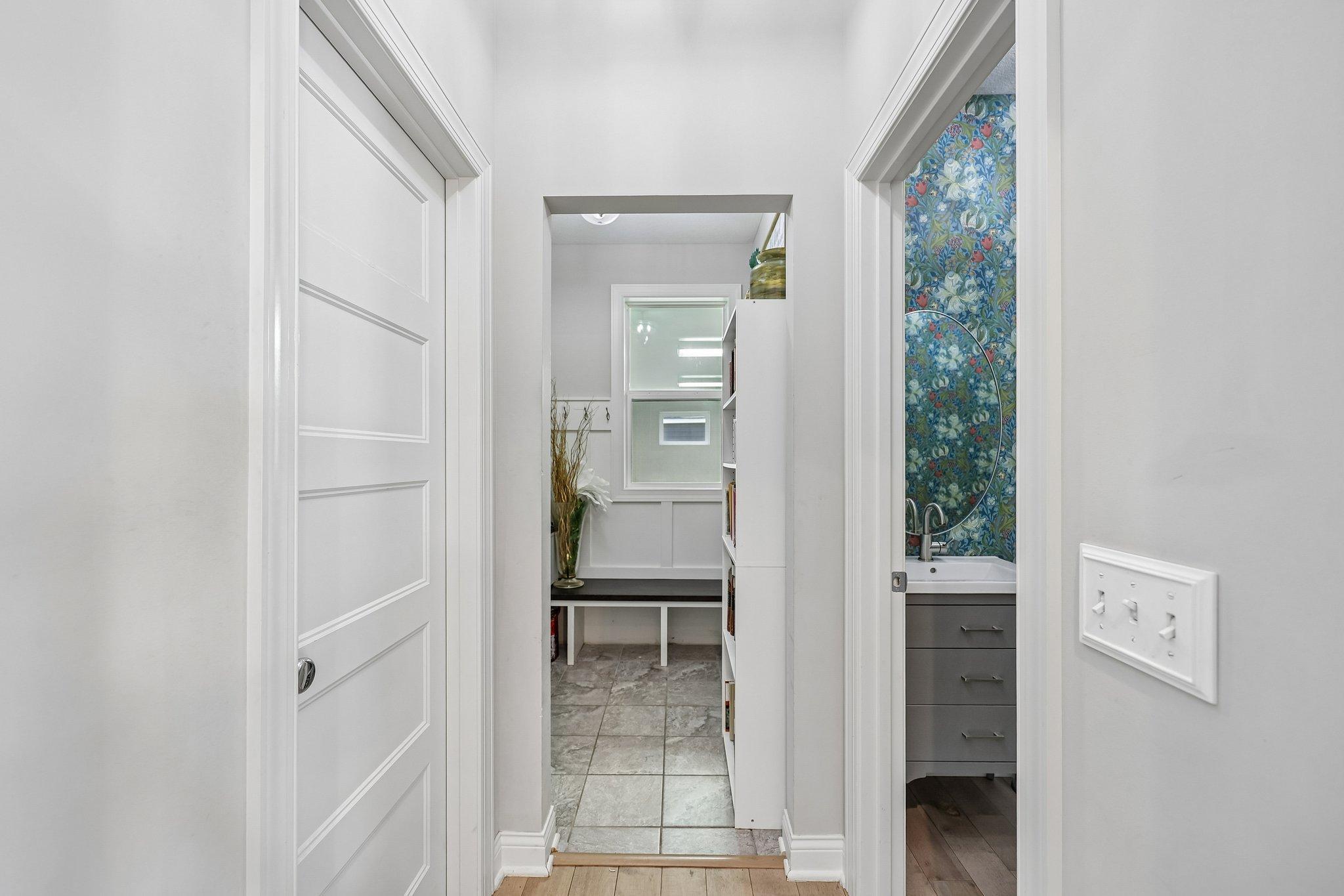 88-web-or-mls-Bur Oak Rd-S2406-019.jpg