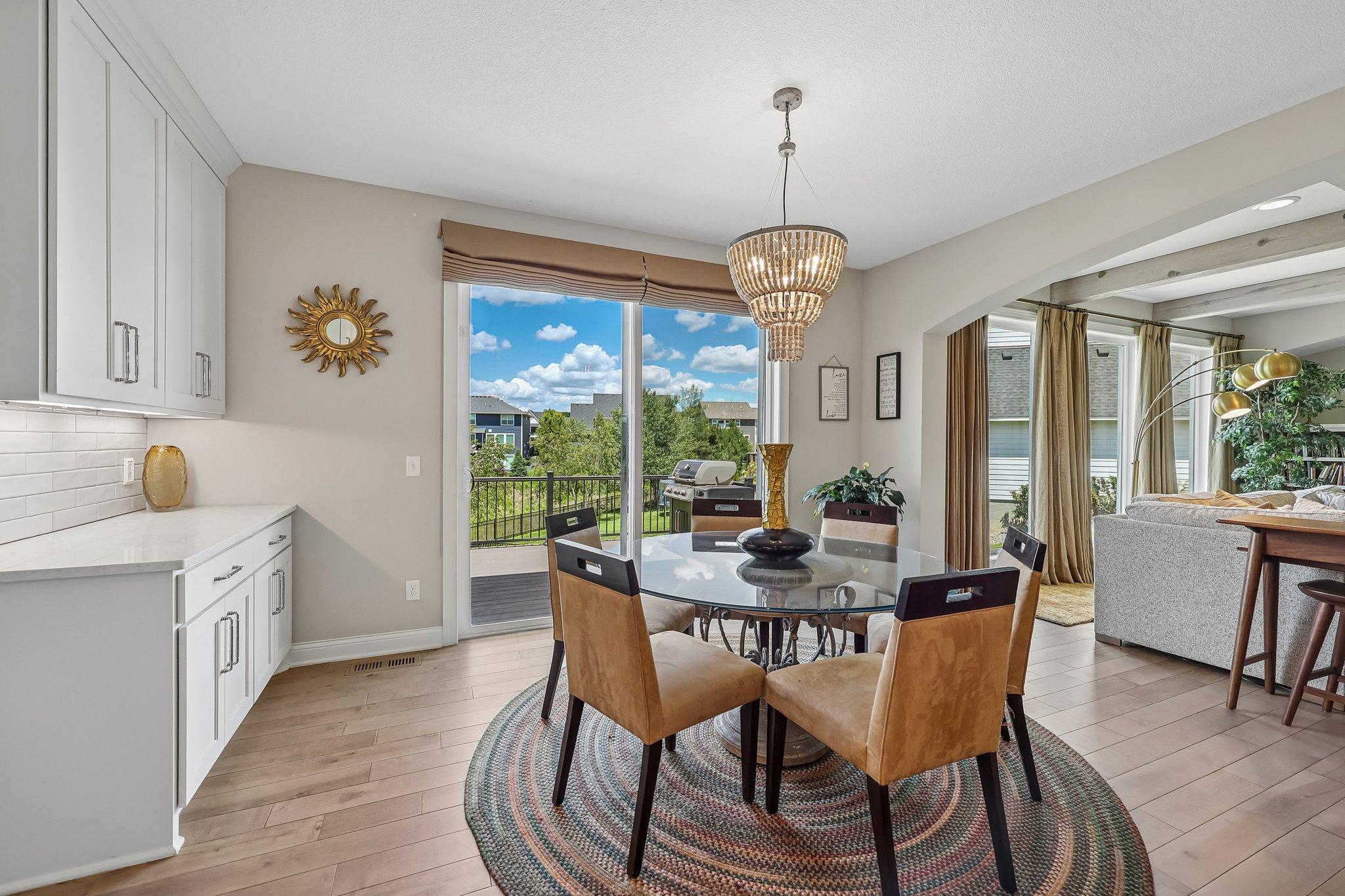 77-web-or-mls-Bur Oak Rd-S2406-008.jpg