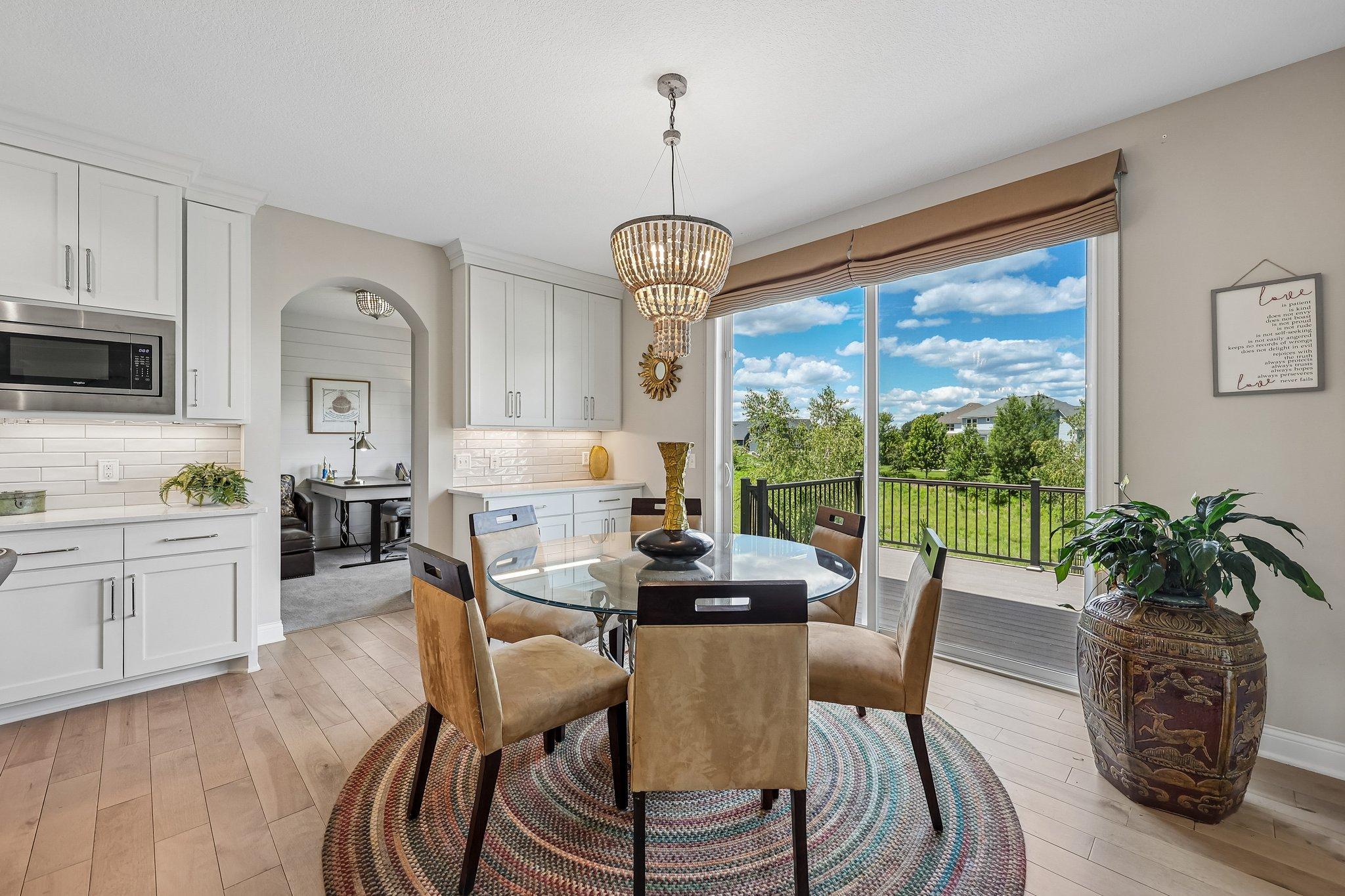 78-web-or-mls-Bur Oak Rd-S2406-009.jpg