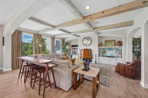 9058 Bur Oak Road, Woodbury, MN 55129
