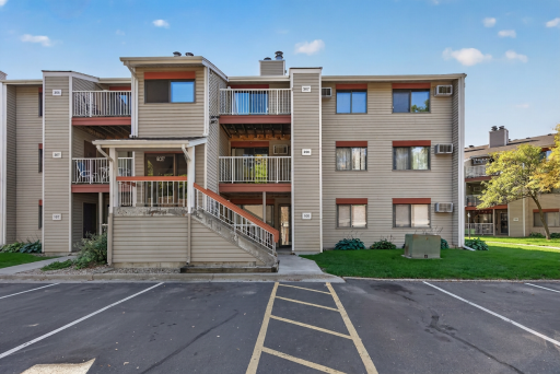 300 Shelard Parkway, 307, Saint Louis Park, MN 55426